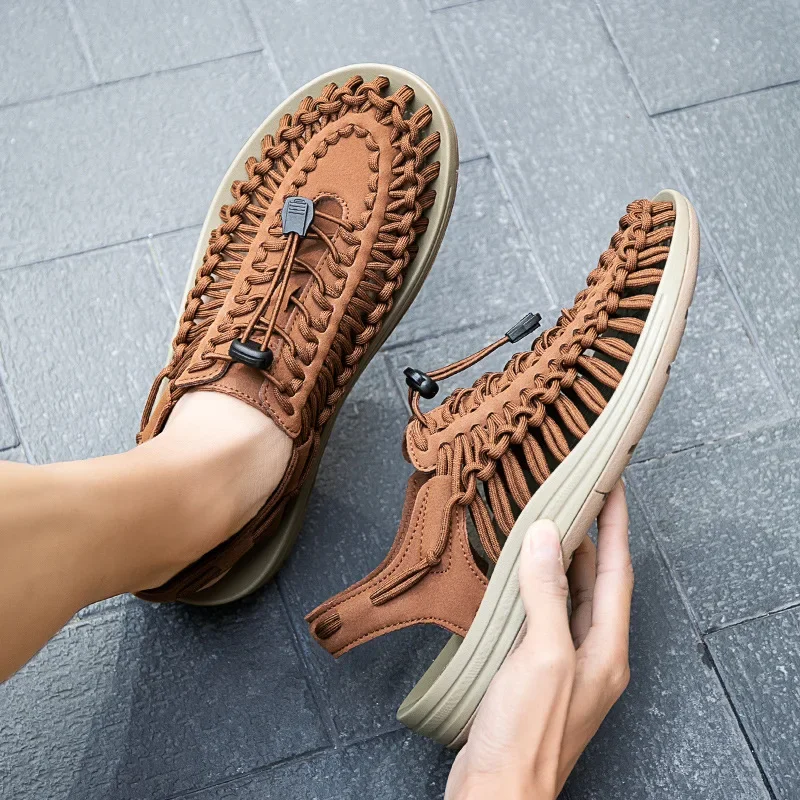 Mens Fashion Trends 2026 - Sandali da uomo 2026: Nuove scarpe