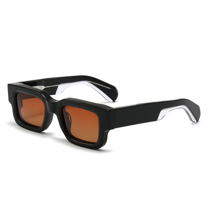 2026 Nuovi Occhiali da Sole a  - Mens Fashion Trends 2026 recensione e prezzo